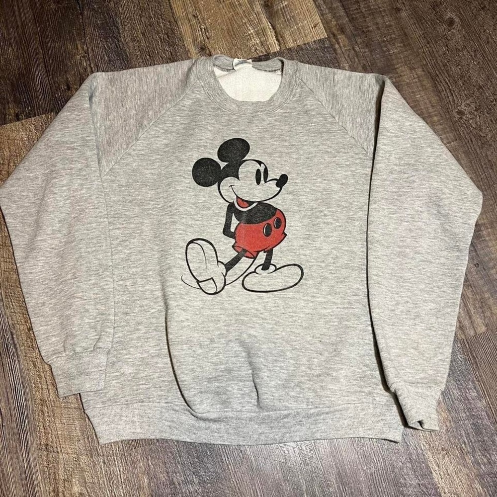 Vintage 1980s Mickey Mouse sweatshirt   Size XL